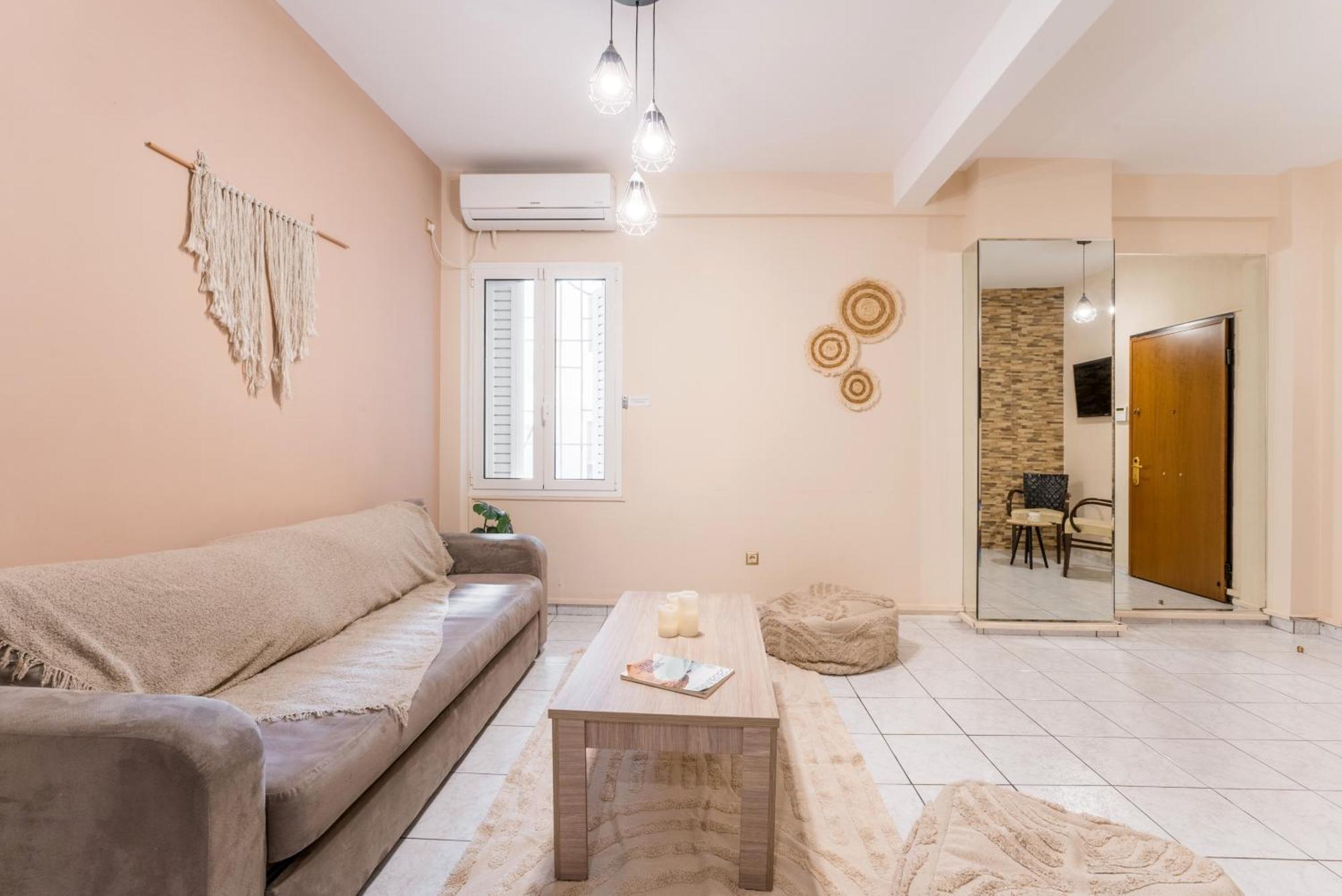 Acropolis Boho Bliss Apartment เอเธนส์ ภายนอก รูปภาพ